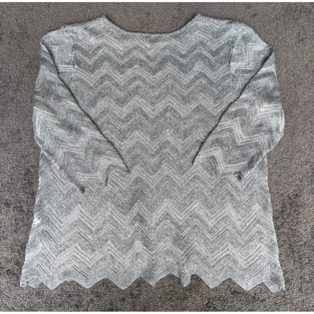 Chico's Sweater Women's 3 Gray Round Neck Long Sleeve Sheer Chevron Pullover - Picture 8 of 8
